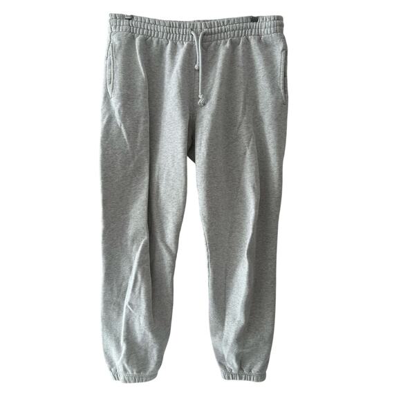 TNA Joggers Gray Size Medium NWOT Soft Cozy Warm Fuzzy Stretchy Pockets - Picture 1 of 6
